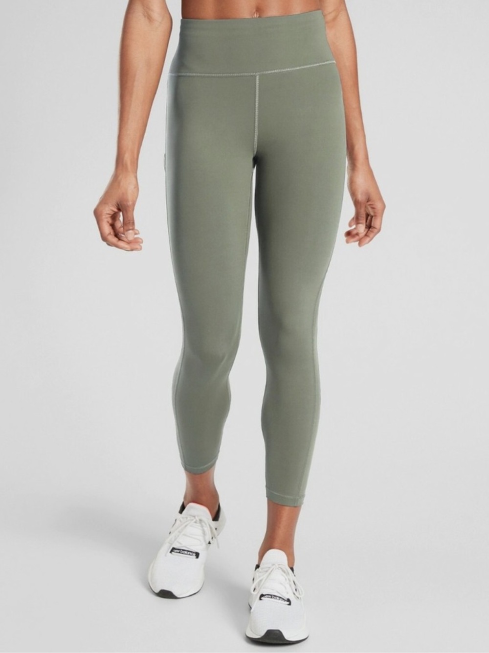 ATHLETA Ultimate Stash Pocket 7/8 Tight Sage Green Leggings Large